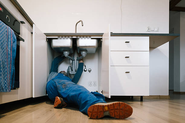 Professional Leak Detection technician working in Paige, TX